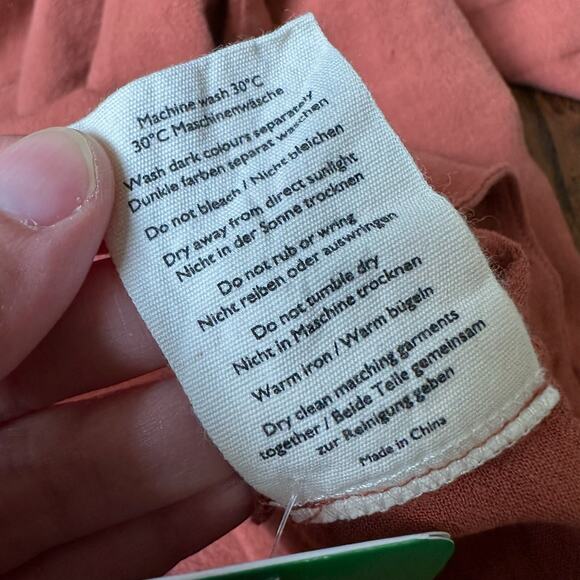 POETRY Linen Blend Button Up Shirt Dark Coral LS Relaxed Travel NWT - Picture 9 of 11